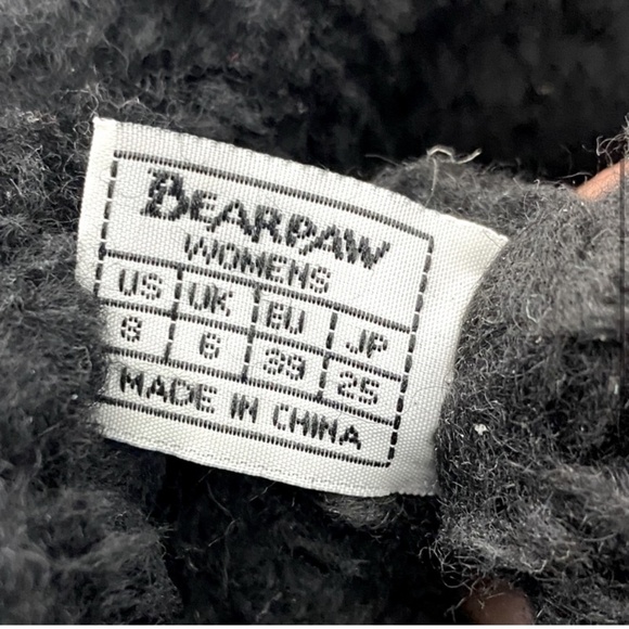 Bearpaw Black Tan Jacquard Deer Print Boots 8 - Picture 4 of 15